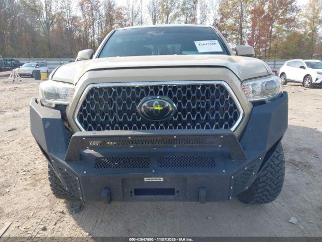 Toyota Tacoma Trd Off Road Image 9
