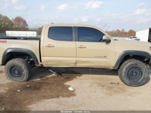 Toyota Tacoma Trd Off Road Image 14