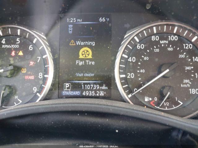 INFINITI Q50 3.0t Luxe Image 15