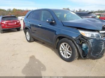  Salvage Kia Sorento