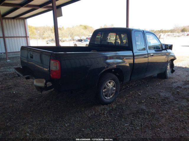 Toyota T100 Xtracab Image 6