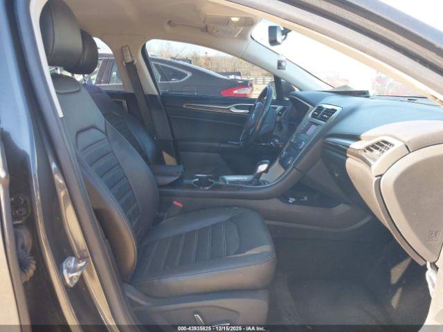 Ford Fusion Se Image 4