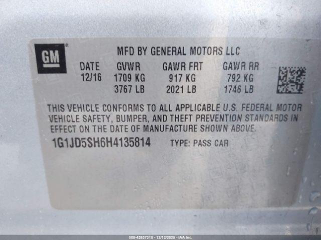 Chevrolet Sonic Lt Auto Image 11