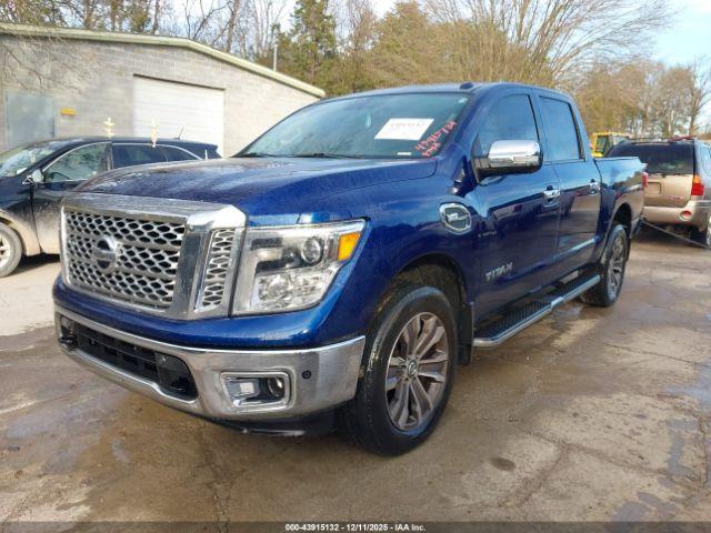 Nissan Titan Sl Image 5