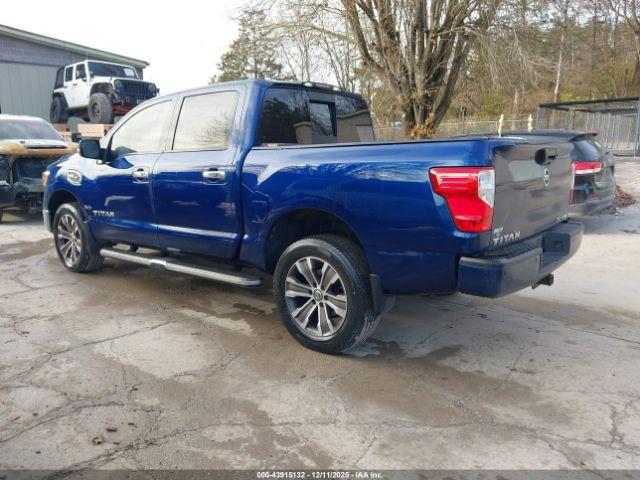 Nissan Titan Sl Image 8