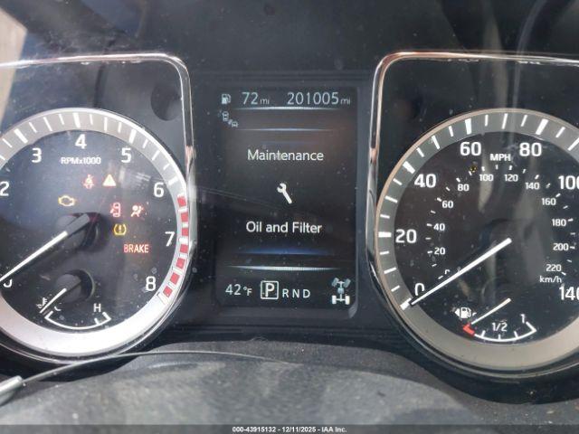 Nissan Titan Sl Image 7