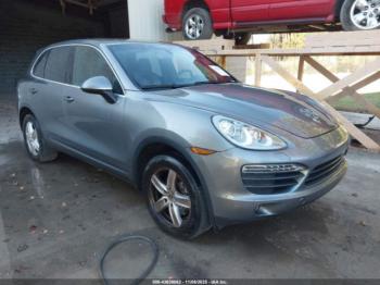  Salvage Porsche Cayenne