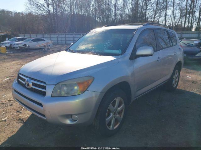 Toyota RAV4 Limited Image 7