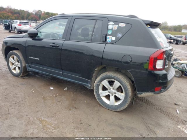 Jeep Compass Latitude Image 4