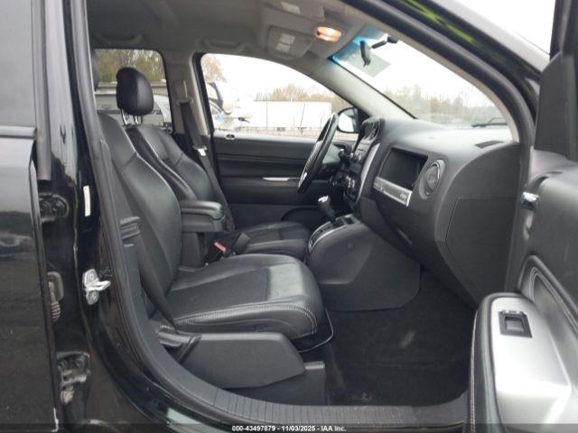Jeep Compass Latitude Image 11