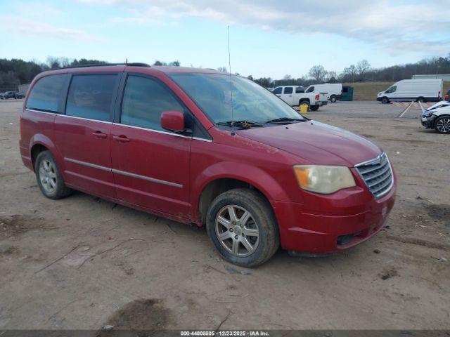  Salvage Chrysler Town & Country