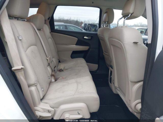 Dodge Journey Sxt Image 4