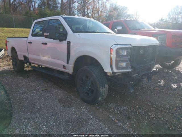  Salvage Ford F-350