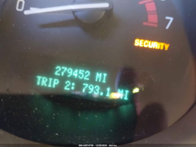 Buick LeSabre Limited Image 11