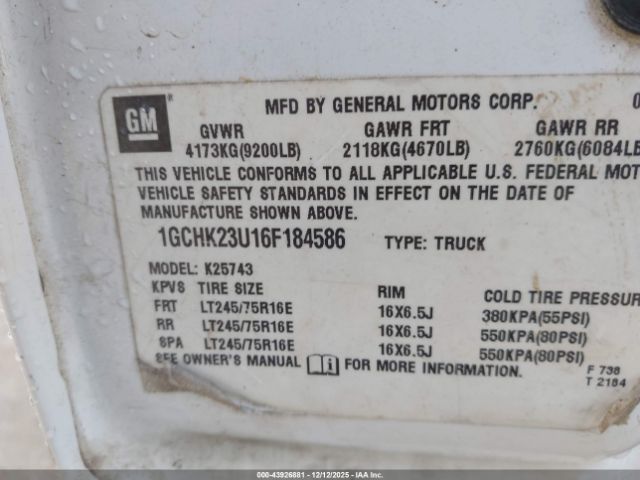 Chevrolet Silverado 2500 Work Truck Image 4