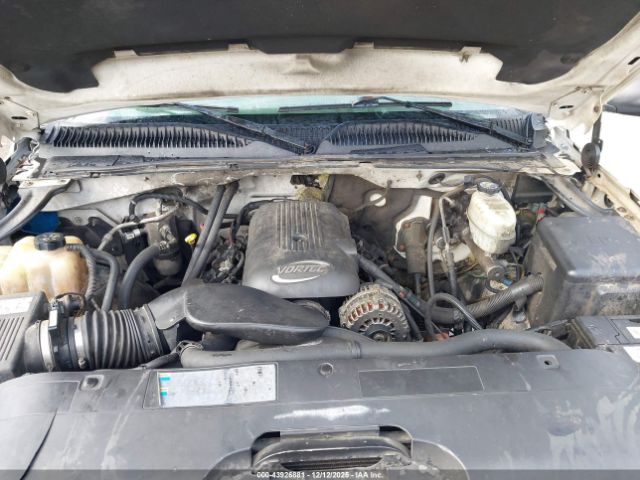 Chevrolet Silverado 2500 Work Truck Image 14