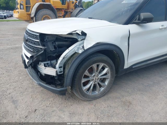 Ford Explorer Xlt Image 3