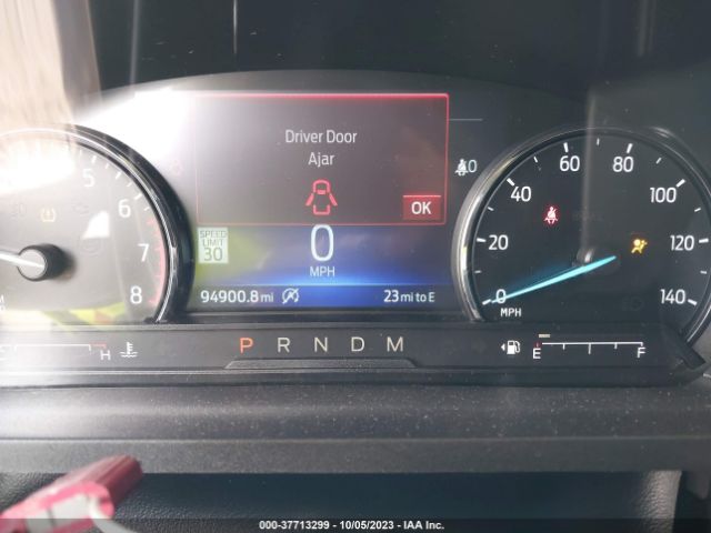 Ford Explorer Xlt Image 4