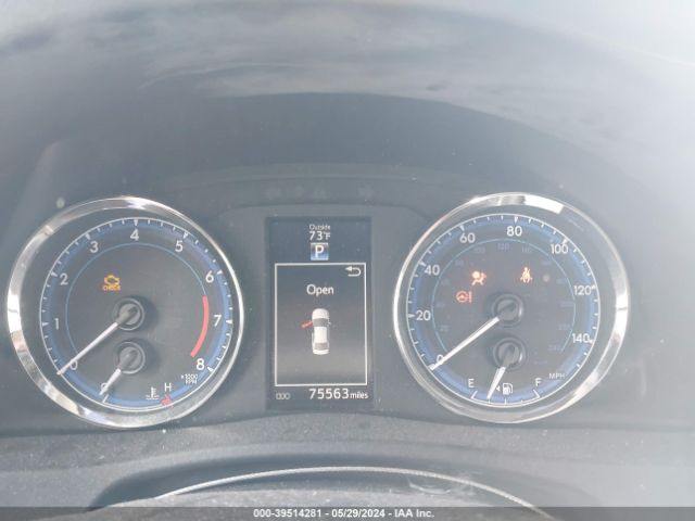 Toyota Corolla Se Image 7