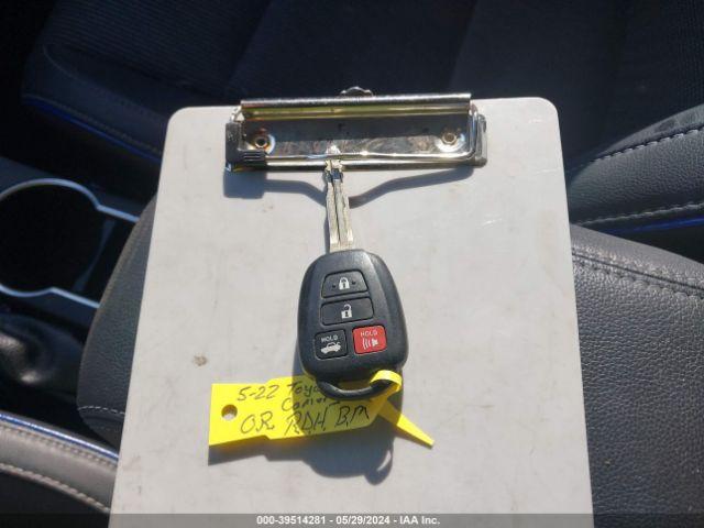 Toyota Corolla Se Image 13