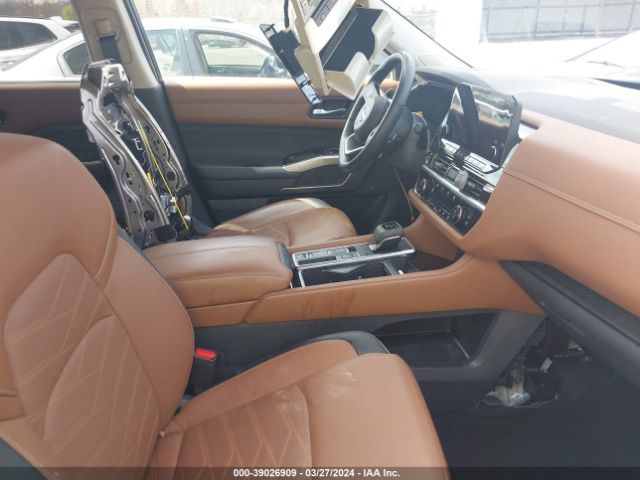 Nissan Pathfinder Platinum Fwd Image 7