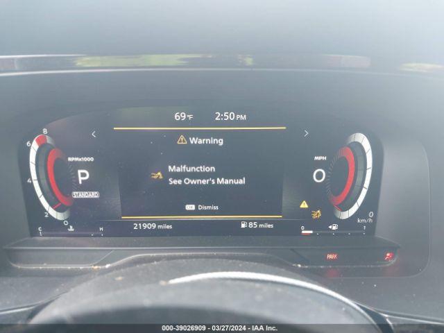 Nissan Pathfinder Platinum Fwd Image 3