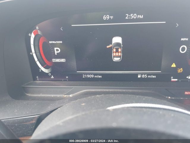 Nissan Pathfinder Platinum Fwd Image 15