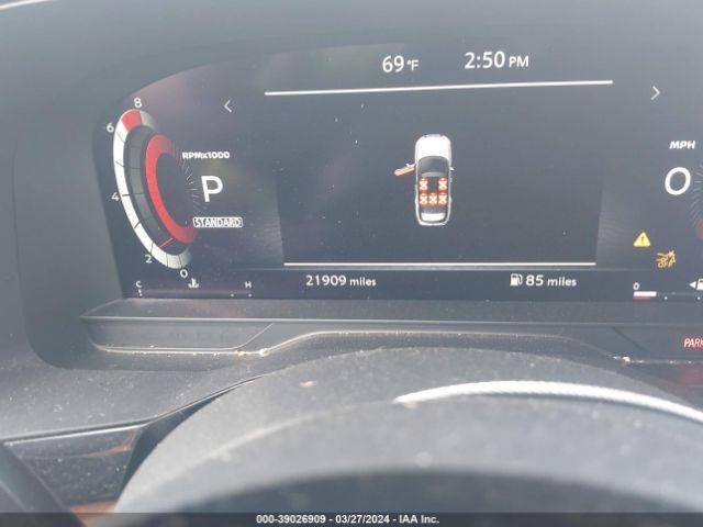 Nissan Pathfinder Platinum Fwd Image 15