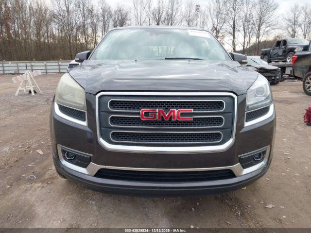 GMC Acadia Image 3