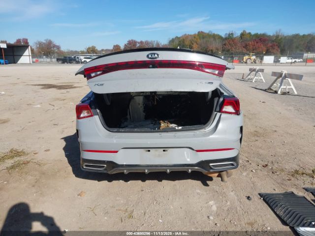 Kia K5 Gt-line Image 10