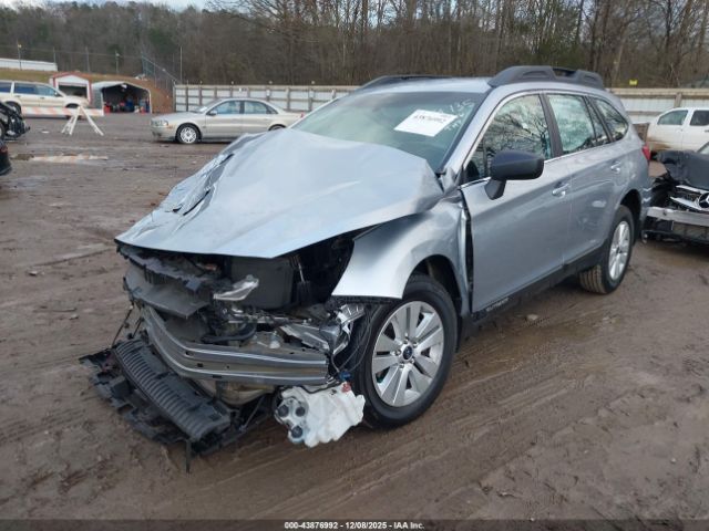 Subaru Outback 2.5i Image 7