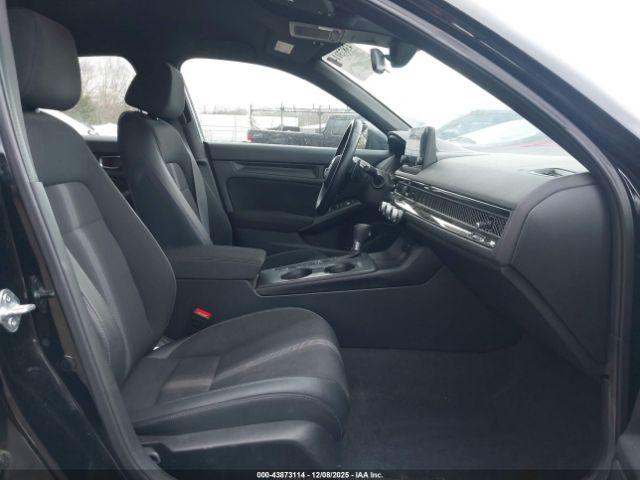 Honda Civic Sport Image 8