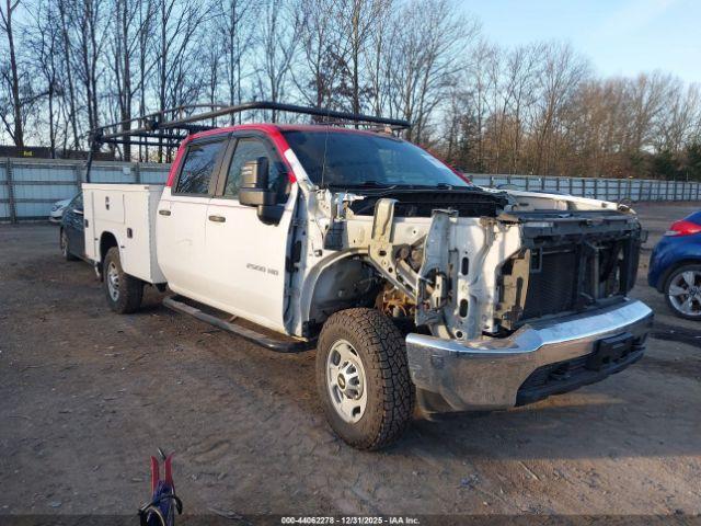 Salvage Chevrolet Silverado 2500