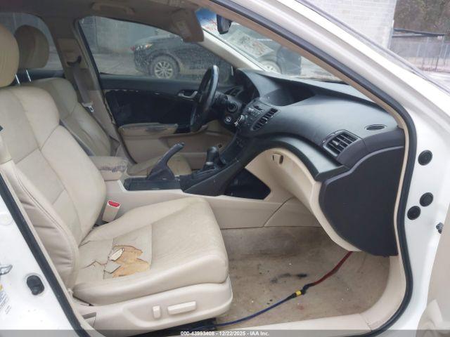 Acura TSX 2.4 Image 7