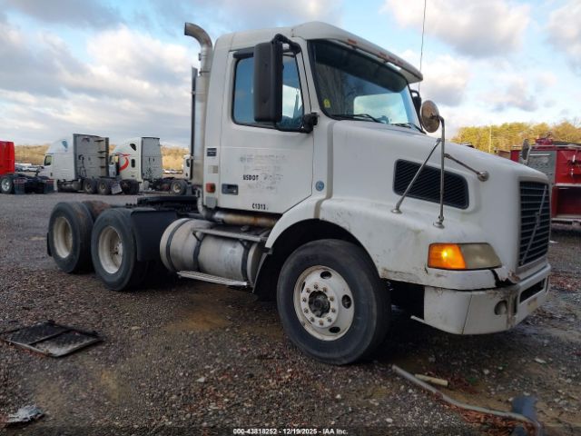 Volvo Vn Vnm Image 1