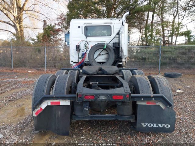 Volvo Vn Vnm Image 9