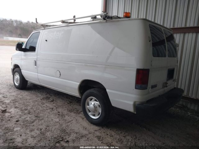 Ford E-250 Image 2