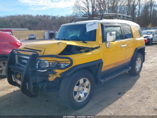 Toyota FJ Cruiser Image 12
