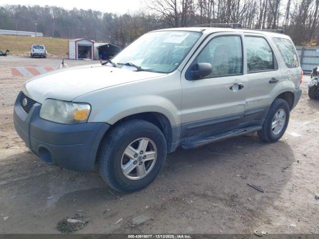 Ford Escape Xls Image 2