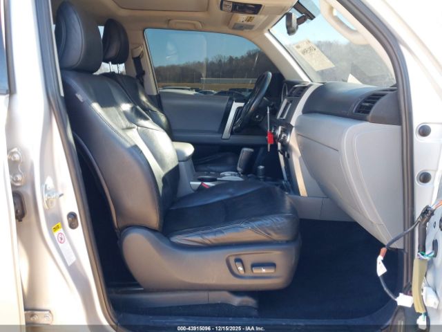 Toyota 4Runner Sr5 V6 Image 2