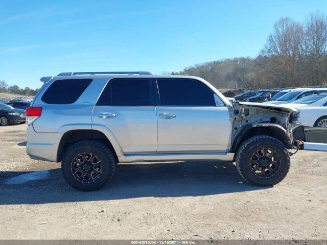 Toyota 4Runner Sr5 V6 Image 10