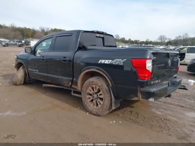 Nissan Titan Pro-4x Image 7