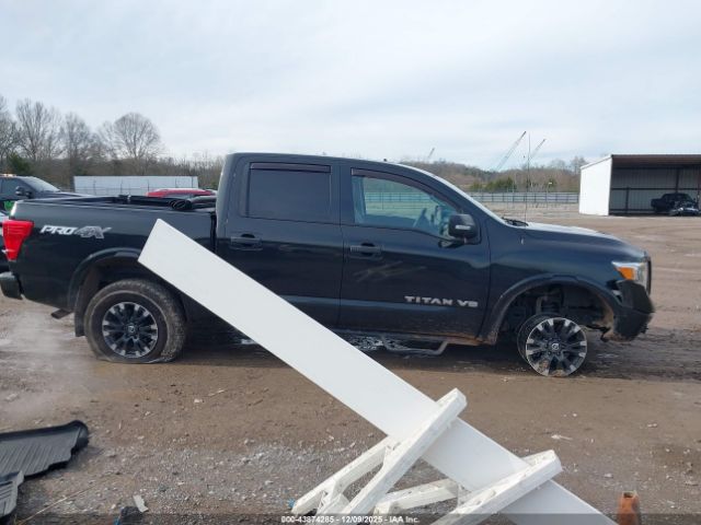 Nissan Titan Pro-4x Image 4