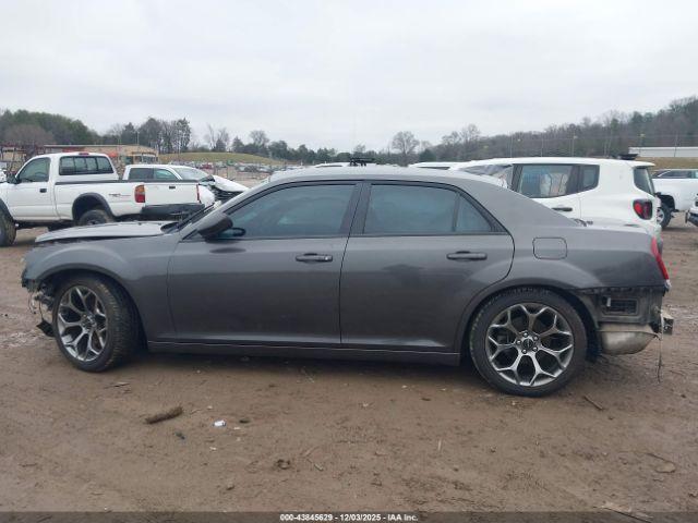 Chrysler 300 300s Image 14