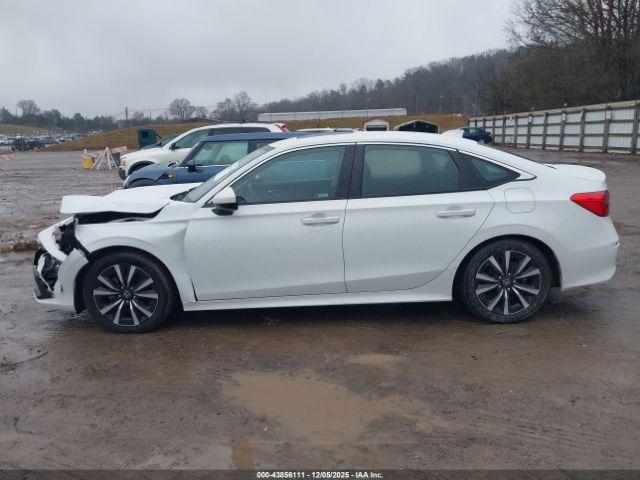 Honda Civic Image 12