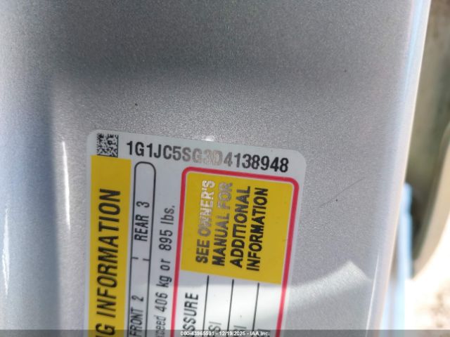 Chevrolet Sonic Lt Auto Image 9