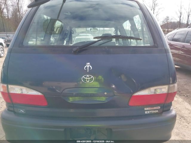 Toyota Previa Image 5