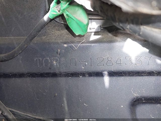 Toyota Previa Image 6