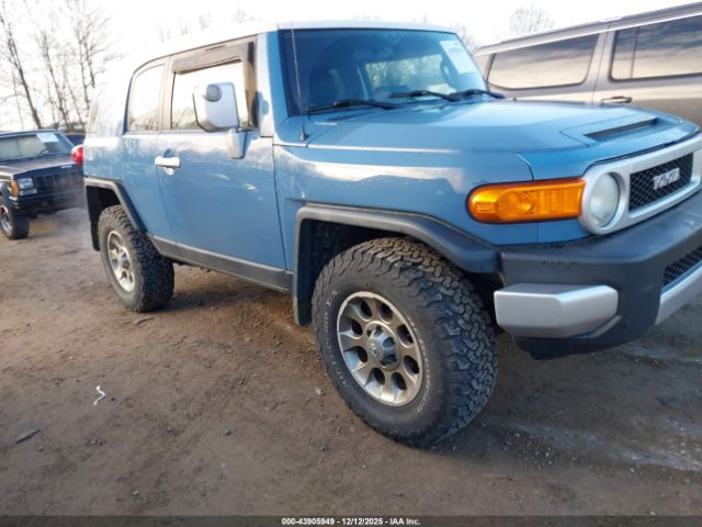 Toyota FJ Cruiser Image 1