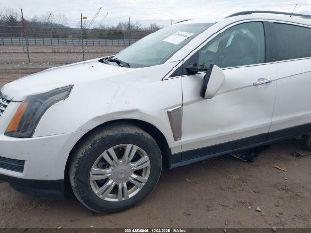 Cadillac SRX Standard Image 9